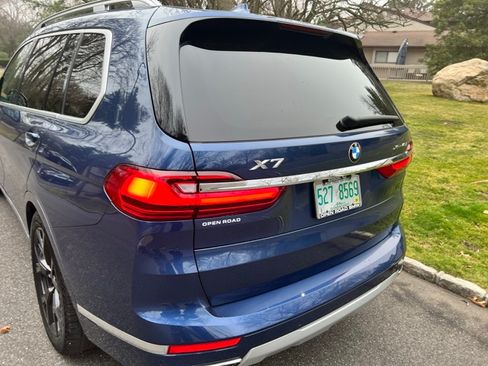 Used 2021 BMW X7 xDrive40i image 9