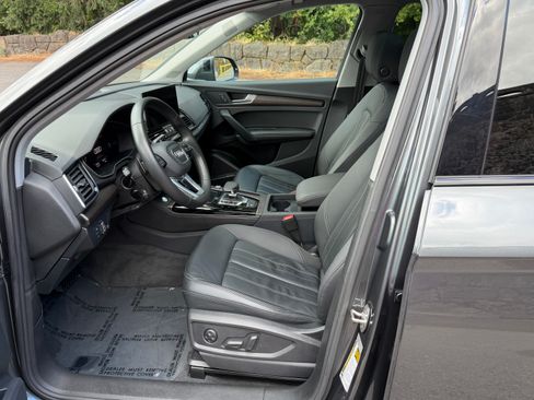 Used 2023 Audi Q5 2.0T Premium Plus w/ Premium Plus Package AWD/4WD image 19