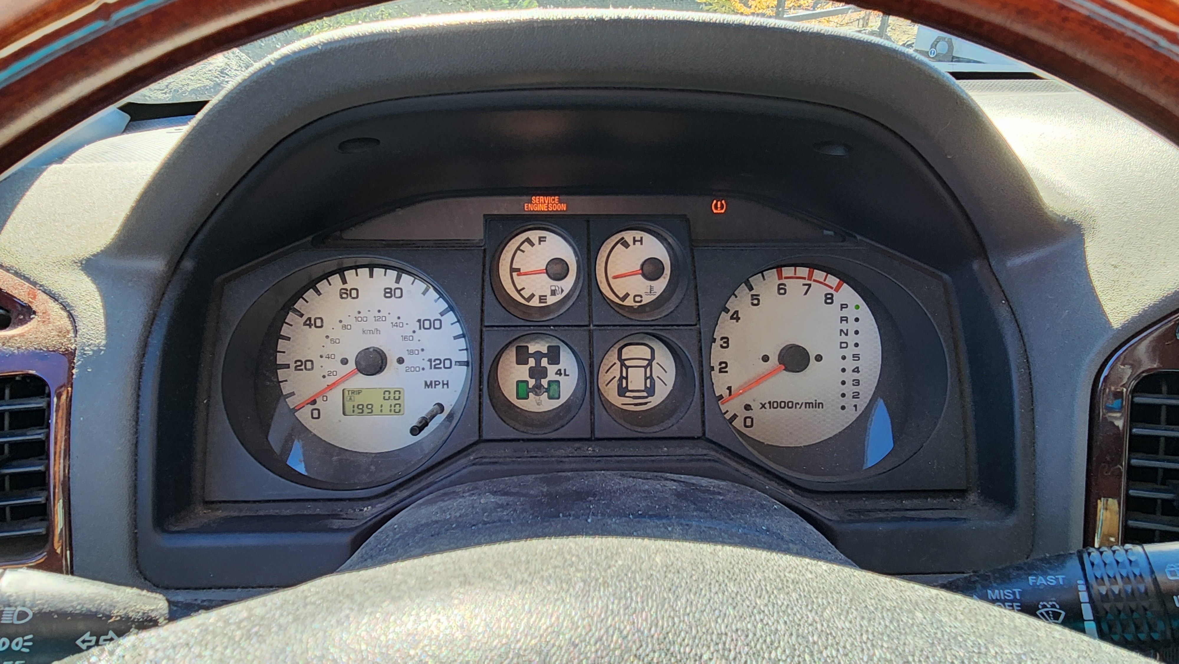 Used 2006 Mitsubishi Montero Limited AWD/4WD image 18