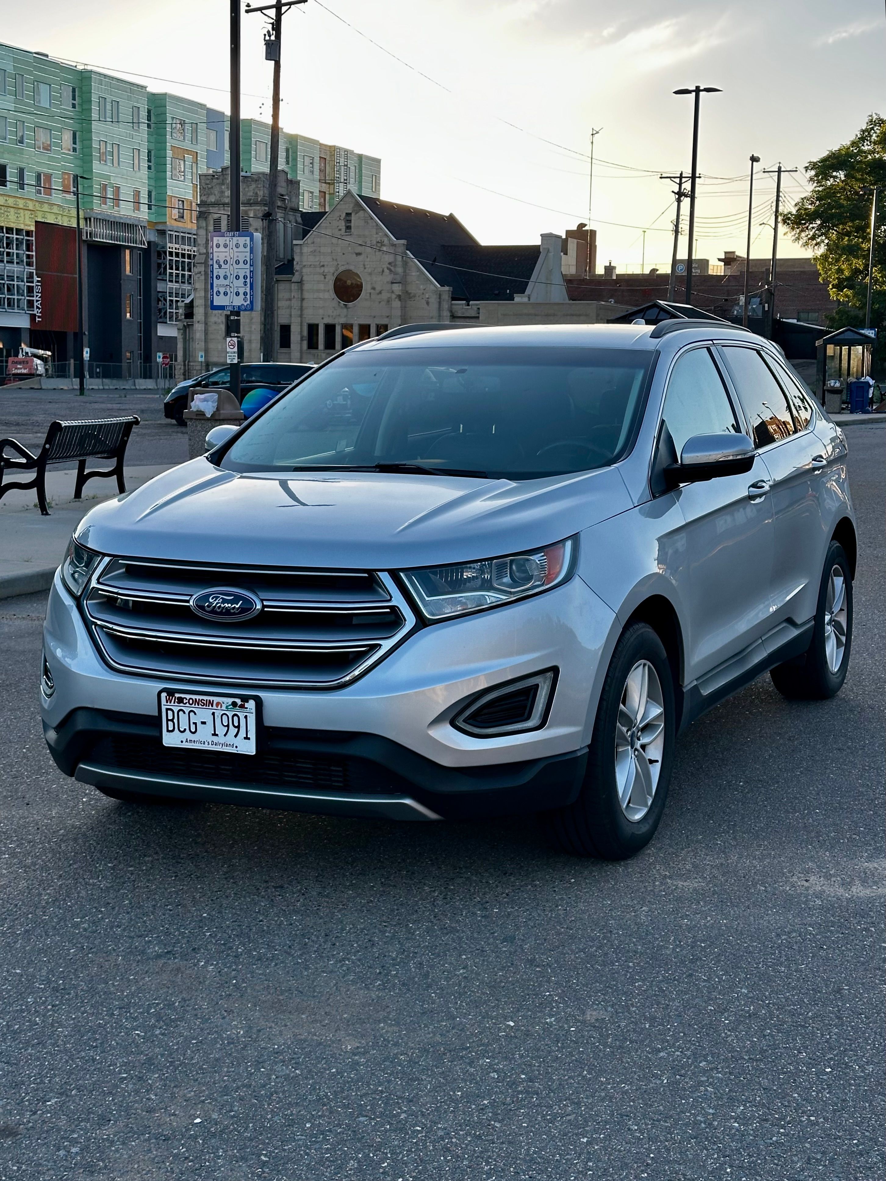 Used 2017 Ford Edge SEL AWD/4WD image 1
