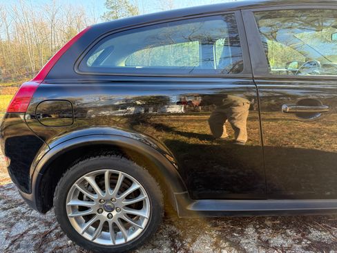 Used 2011 Volvo C30 image 8