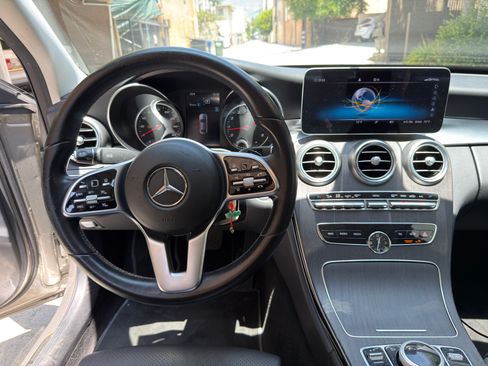 Used 2019 Mercedes-Benz C 300 Sedan image 16