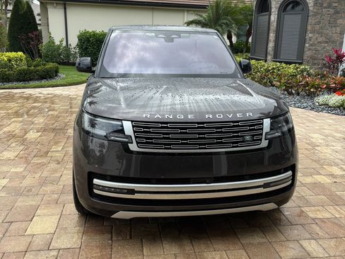 Used 2023 Land Rover Range Rover First Edition image 18