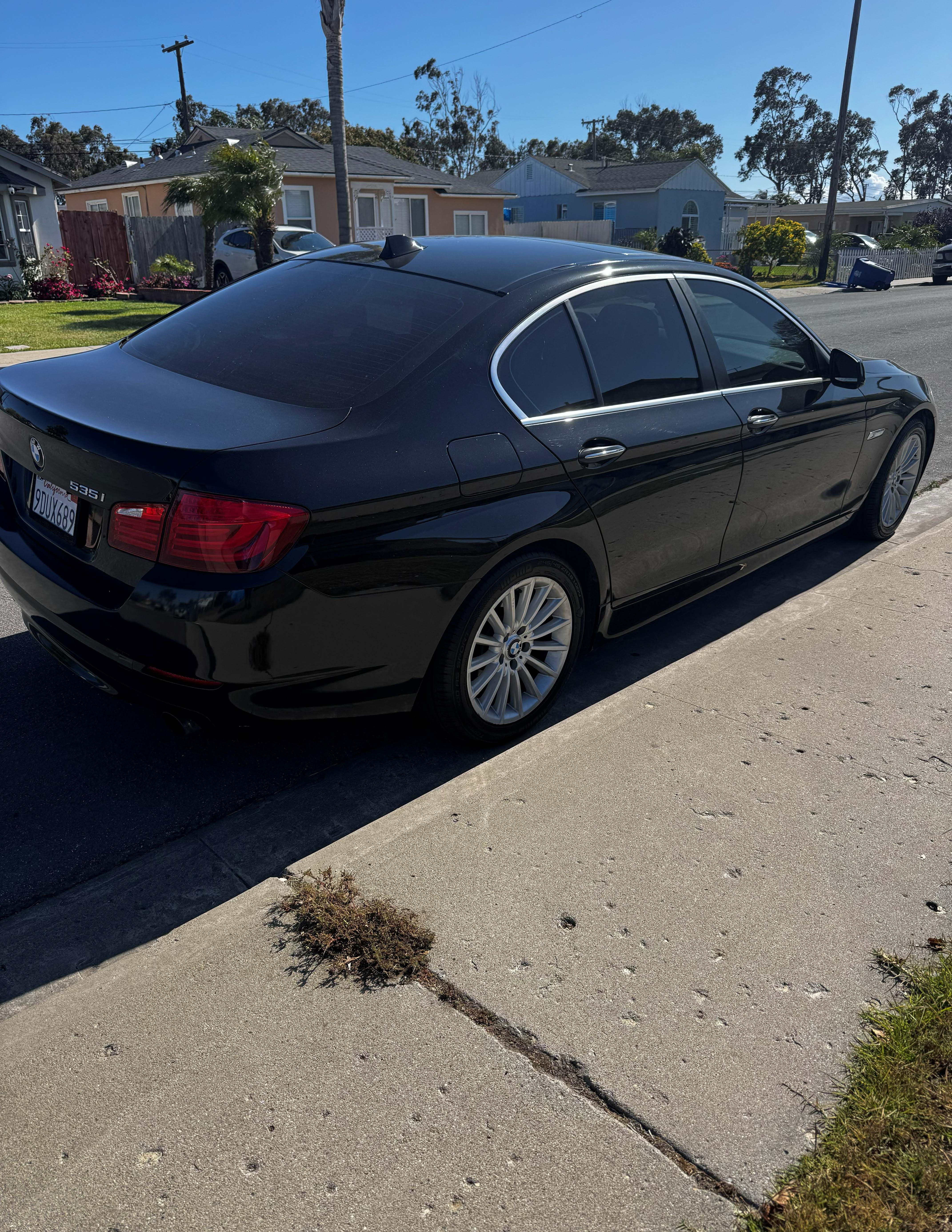 Used 2013 BMW 535i Sedan RWD image 1