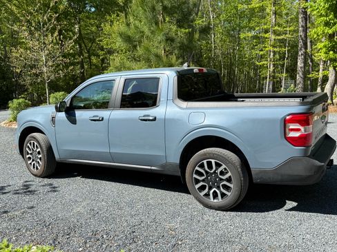 Used 2024 Ford Maverick Lariat image 1