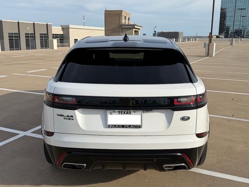 Used 2018 Land Rover Range Rover Velar R-Dynamic SE AWD/4WD image 10