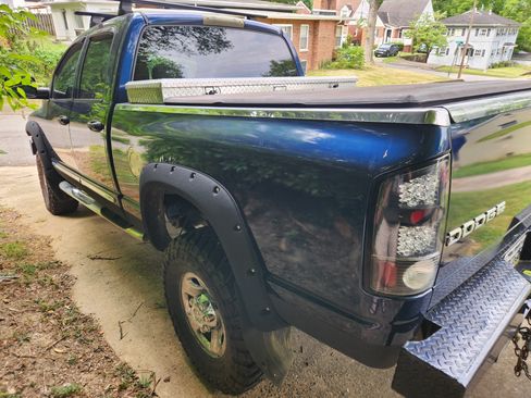 Used 2004 Dodge Ram 3500 Truck SLT w/ Trailer Tow Group image 5
