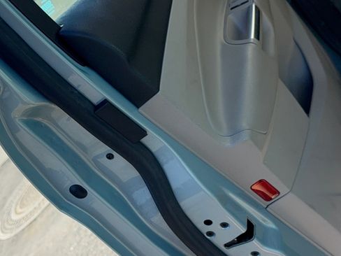 Used 2013 Ford C-MAX SEL image 5