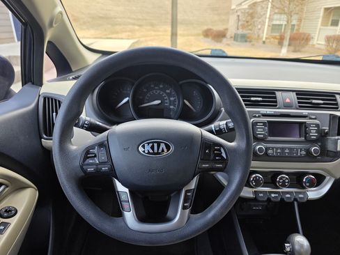 Used 2013 Kia Rio EX image 11