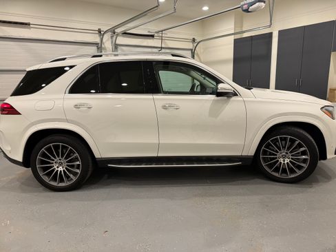 Used 2024 Mercedes-Benz GLE 450e 450e 4MATIC Sport Utility 4D image 9