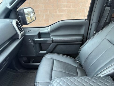 Used 2019 Ford F150 Lariat AWD/4WD image 13