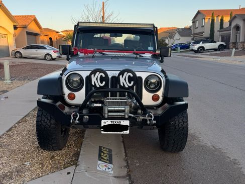 Used 2010 Jeep Wrangler Sport image 2