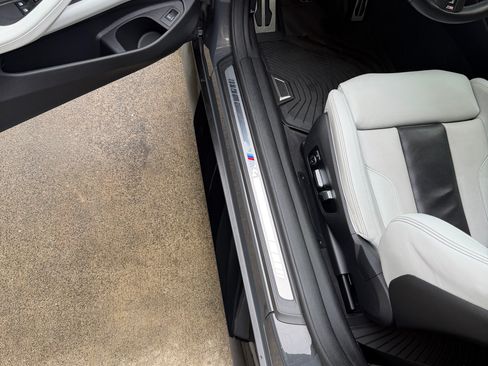 Used 2021 BMW M4 Coupe w/ M Carbon Exterior Package RWD image 18