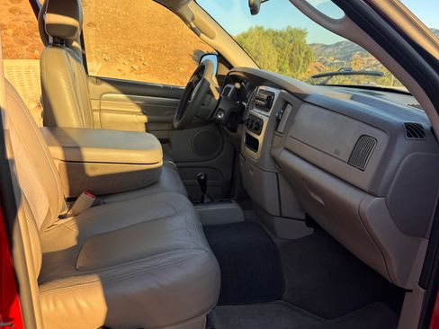 Used 2004 Dodge Ram 1500 Truck SLT w/ Sport Appearance Group image 17