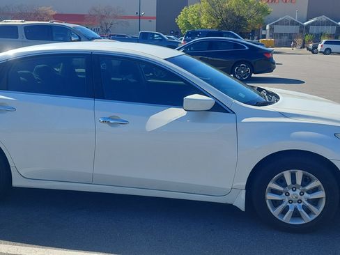 Used 2015 Nissan Altima 2.5 S w/ Power Driver Seat Package image 4