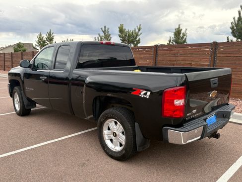 Used 2011 Chevrolet Silverado 1500 LT w/ Interior Plus Package image 6