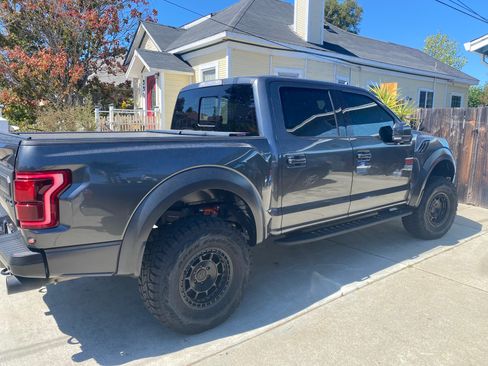 Used 2019 Ford F150 Raptor w/ Equipment Group 802A Luxury AWD/4WD image 5