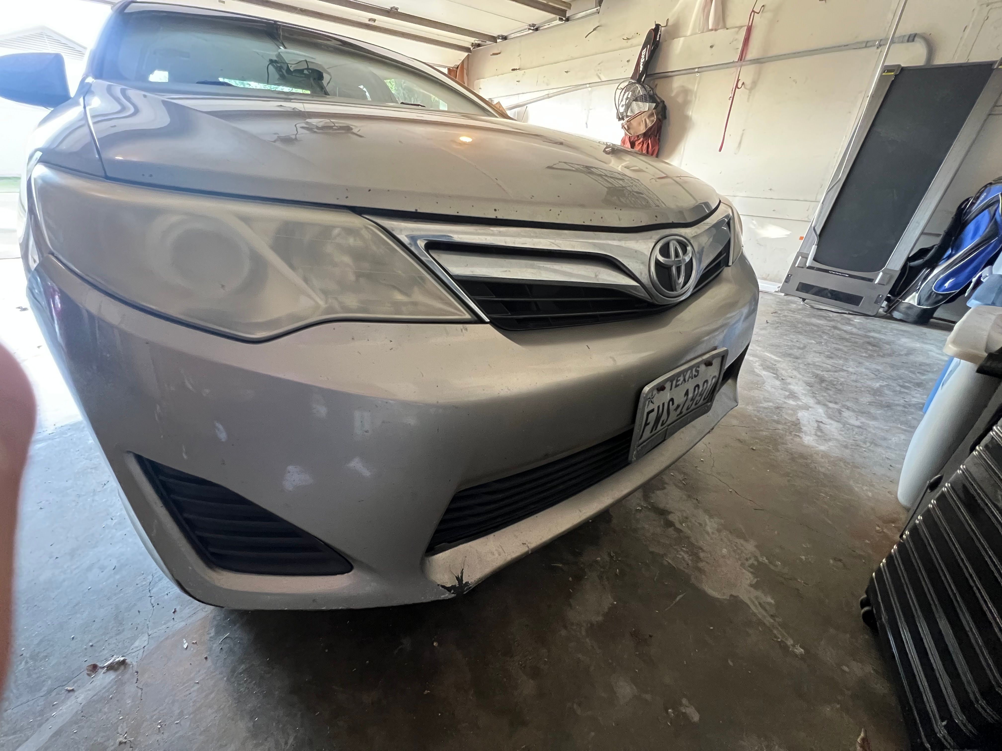 Used 2013 Toyota Camry LE FWD image 12