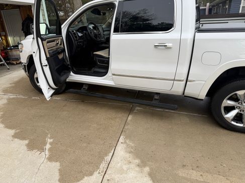 Used 2019 RAM 1500 Limited image 5