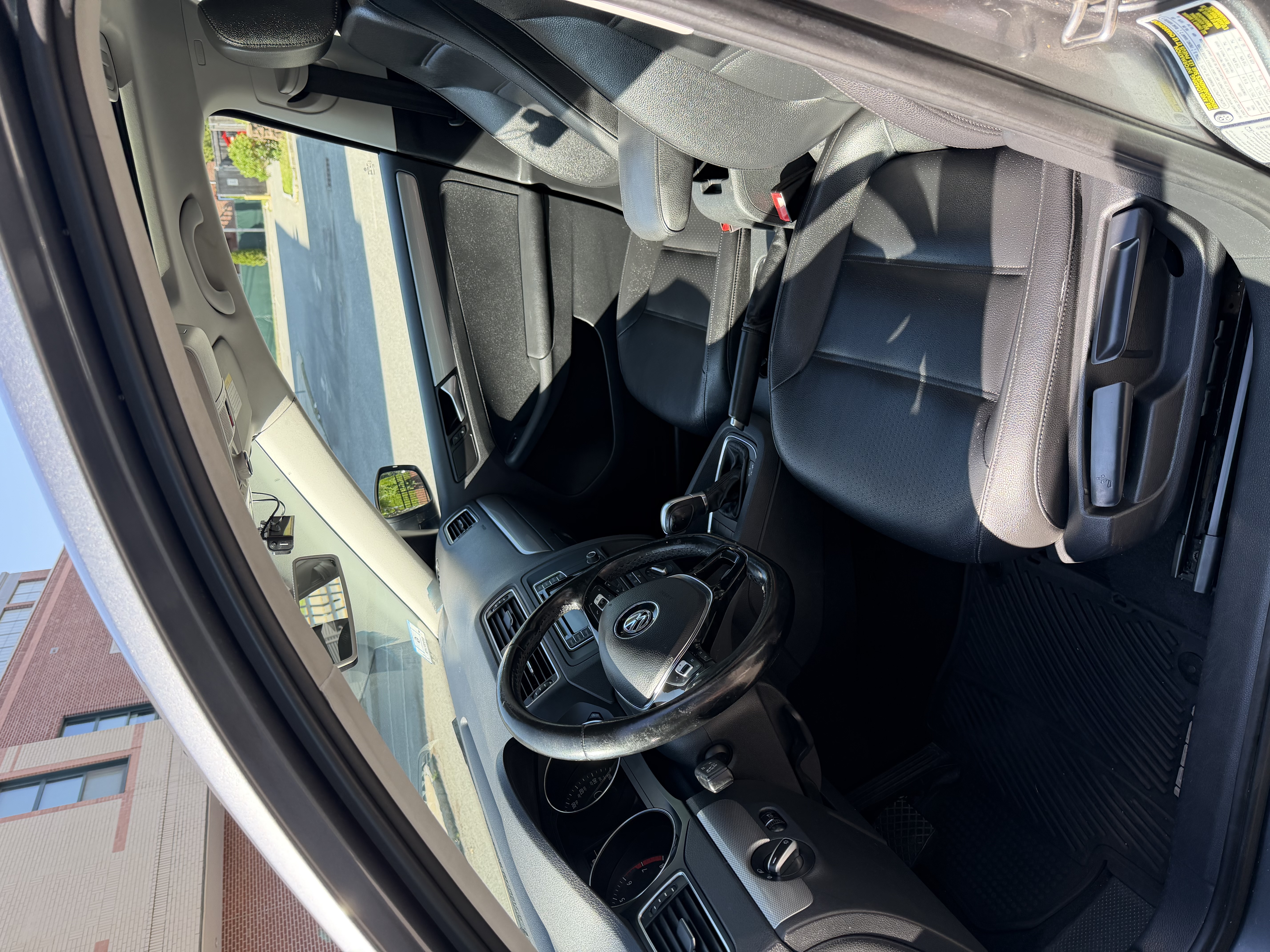 Used 2017 Volkswagen Jetta SE FWD image 11
