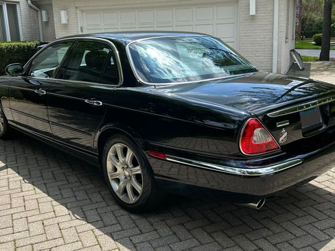 Used 2004 Jaguar XJ8 RWD image 8