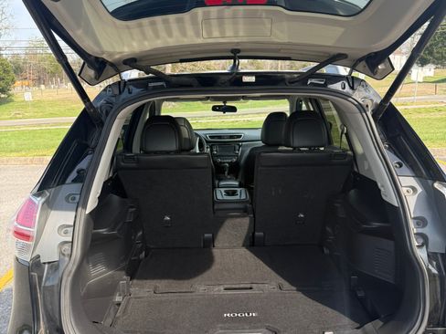 Used 2015 Nissan Rogue SL w/ SL Premium Package image 8