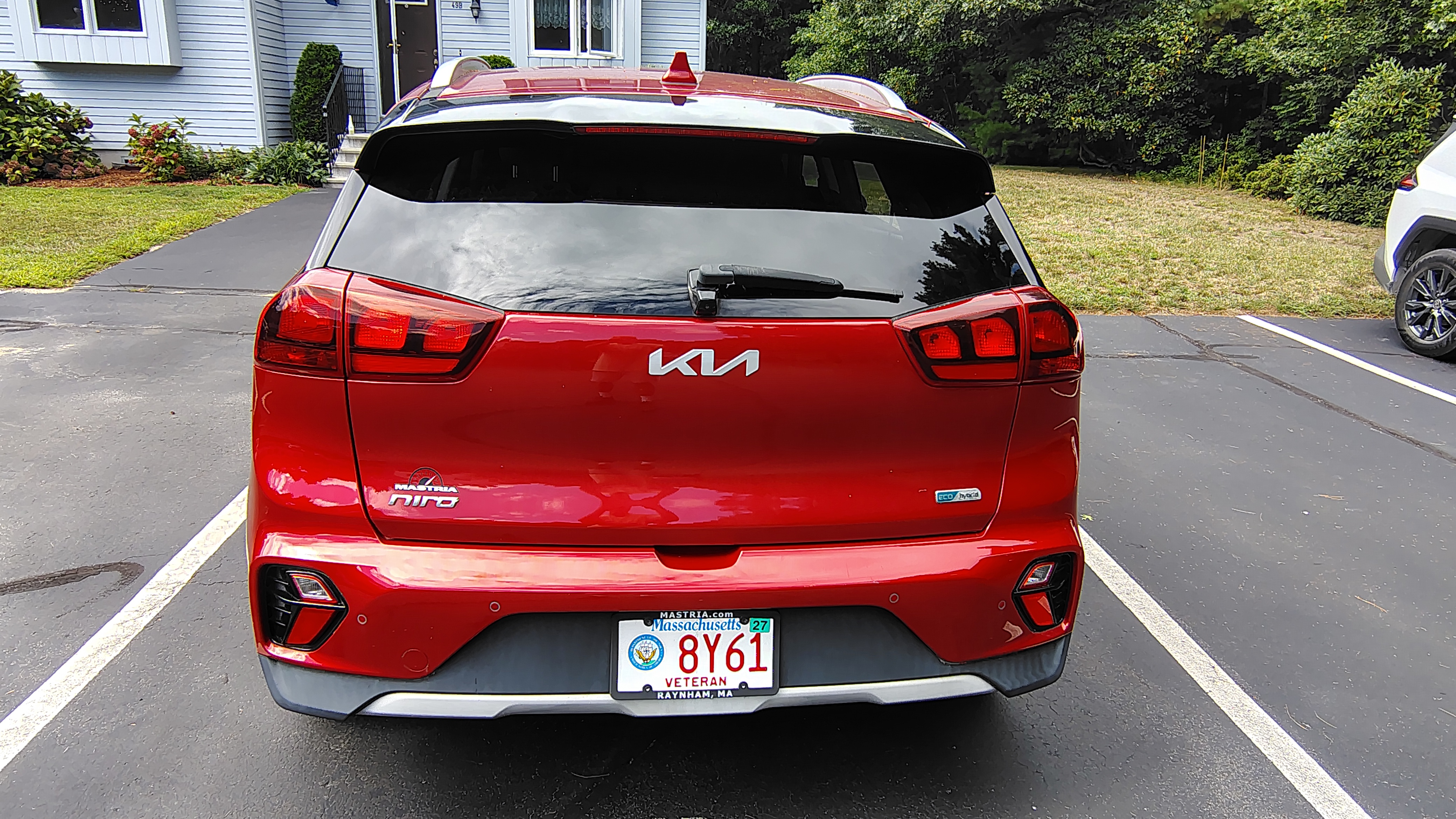 Used 2022 Kia Niro LXS FWD image 6