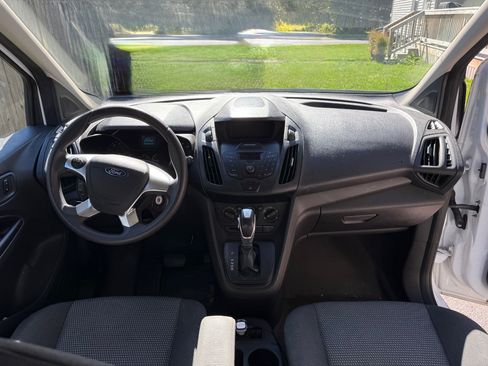 Used 2016 Ford Transit Connect XL image 17