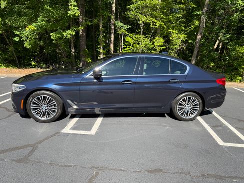 Used 2018 BMW 540i RWD image 2