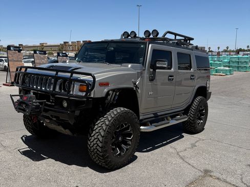 Used 2005 HUMMER H2 w/ Preferred Equipment Group AWD/4WD image 17