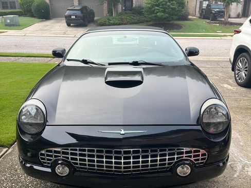 Used 2002 Ford Thunderbird RWD image 2