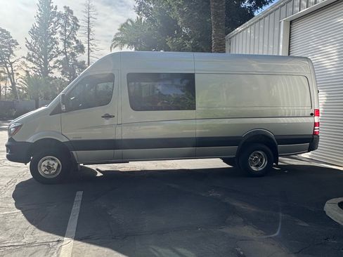 Used 2016 Mercedes-Benz Sprinter 3500 image 12