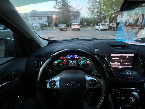 Used 2013 Ford Escape SEL FWD image 8
