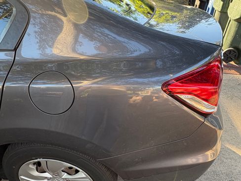 Used 2015 Honda Civic LX image 9