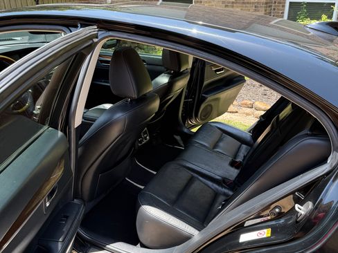 Used 2015 Lexus ES 350 w/ Luxury Package FWD image 9