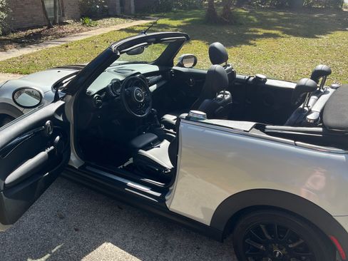 Used 2018 MINI Cooper S image 8