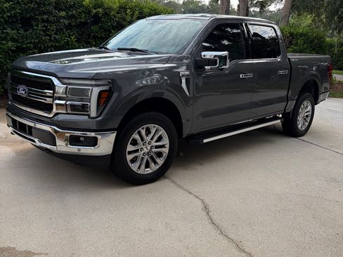 Used 2025 Ford F150 Lariat w/ Equipment Group 501A Mid AWD/4WD image 1