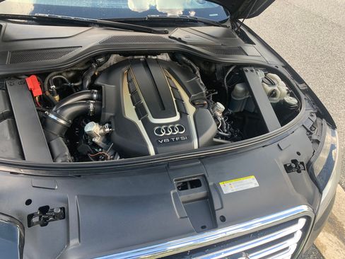 Used 2013 Audi A8 L 4.0T w/ Comfort Pkg image 12
