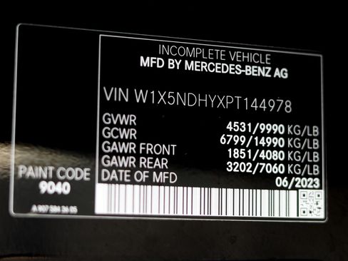 Used 2023 Mercedes-Benz Sprinter 3500 image 29