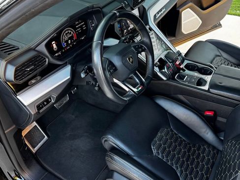 Used 2019 Lamborghini Urus AWD/4WD image 11