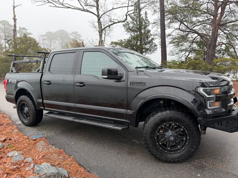 Used 2016 Ford F150 Lariat image 5