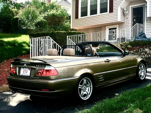 Used 2005 BMW 330Ci Convertible image 9