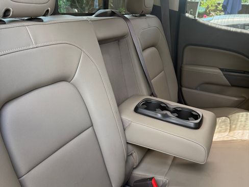 Used 2016 GMC Canyon SLT w/ Driver Alert Package AWD/4WD image 12