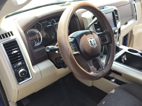 Used 2014 RAM 2500 SLT image 15