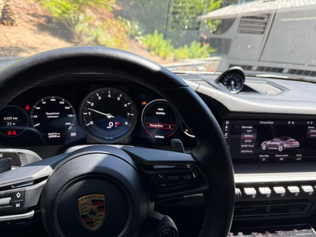 Used 2021 Porsche 911 Carrera S RWD image 4