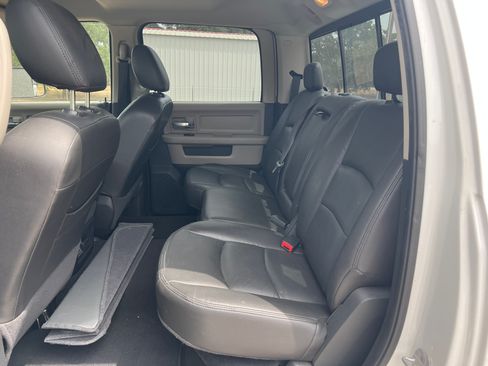 Used 2010 Dodge Ram 3500 Truck SLT w/ Big Horn Regional Package AWD/4WD image 11
