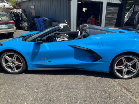 Used 2023 Chevrolet Corvette Stingray Premium Conv w/ Z51 Performance Package RWD image 16