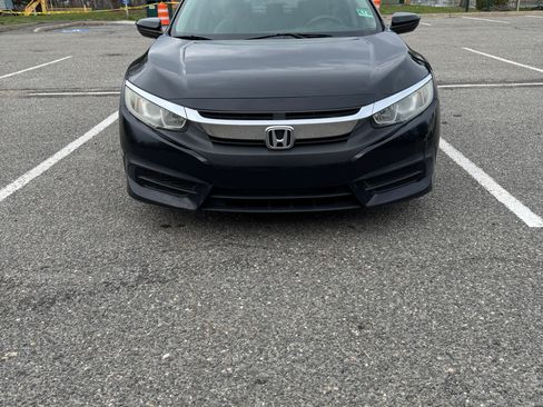 Used 2016 Honda Civic LX image 2