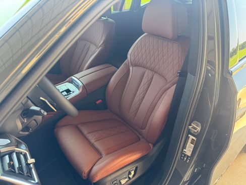 Used 2026 BMW X6 M60i AWD/4WD image 19