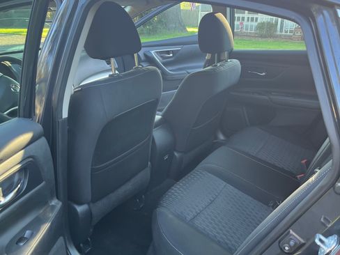 Used 2018 Nissan Altima 2.5 S w/ S Convenience Package FWD image 13